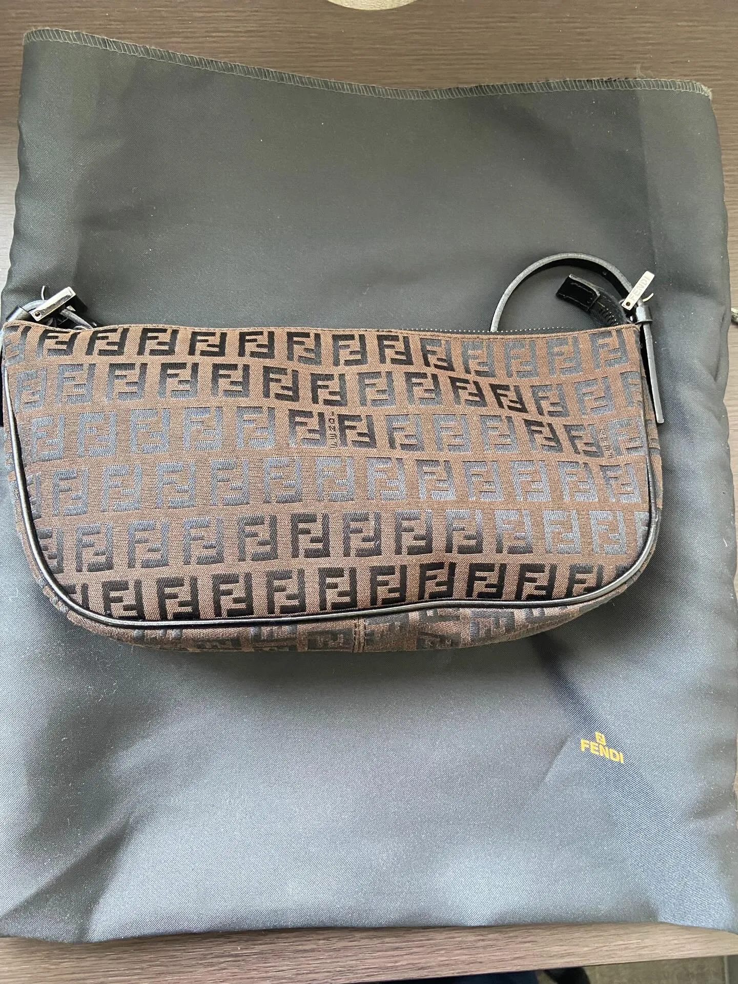 春日井にお住まいのお客様からフェンディのバッグを買取しました...