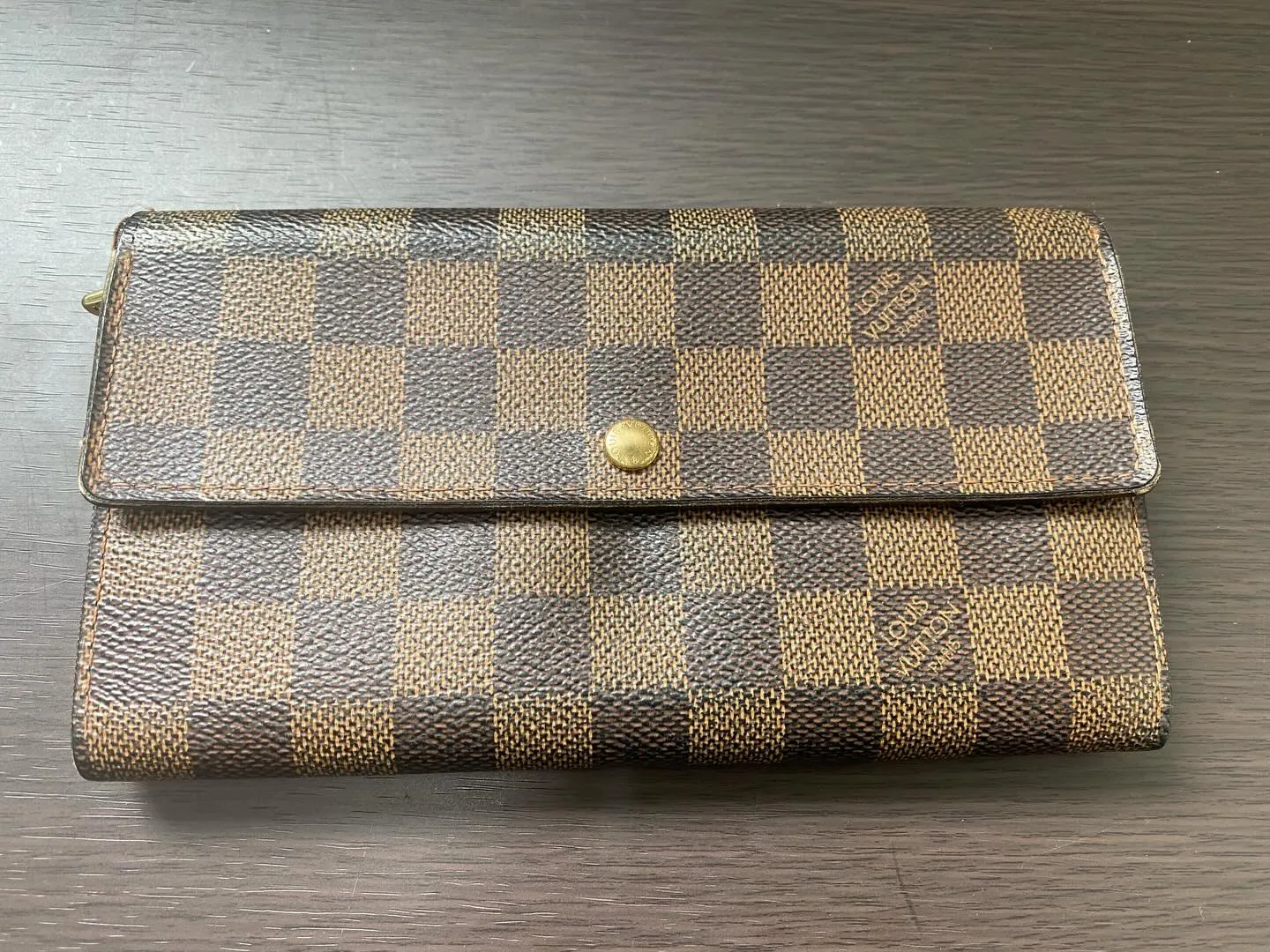 春日井にお住まいのお客様からヴィトンの財布を買取しました。