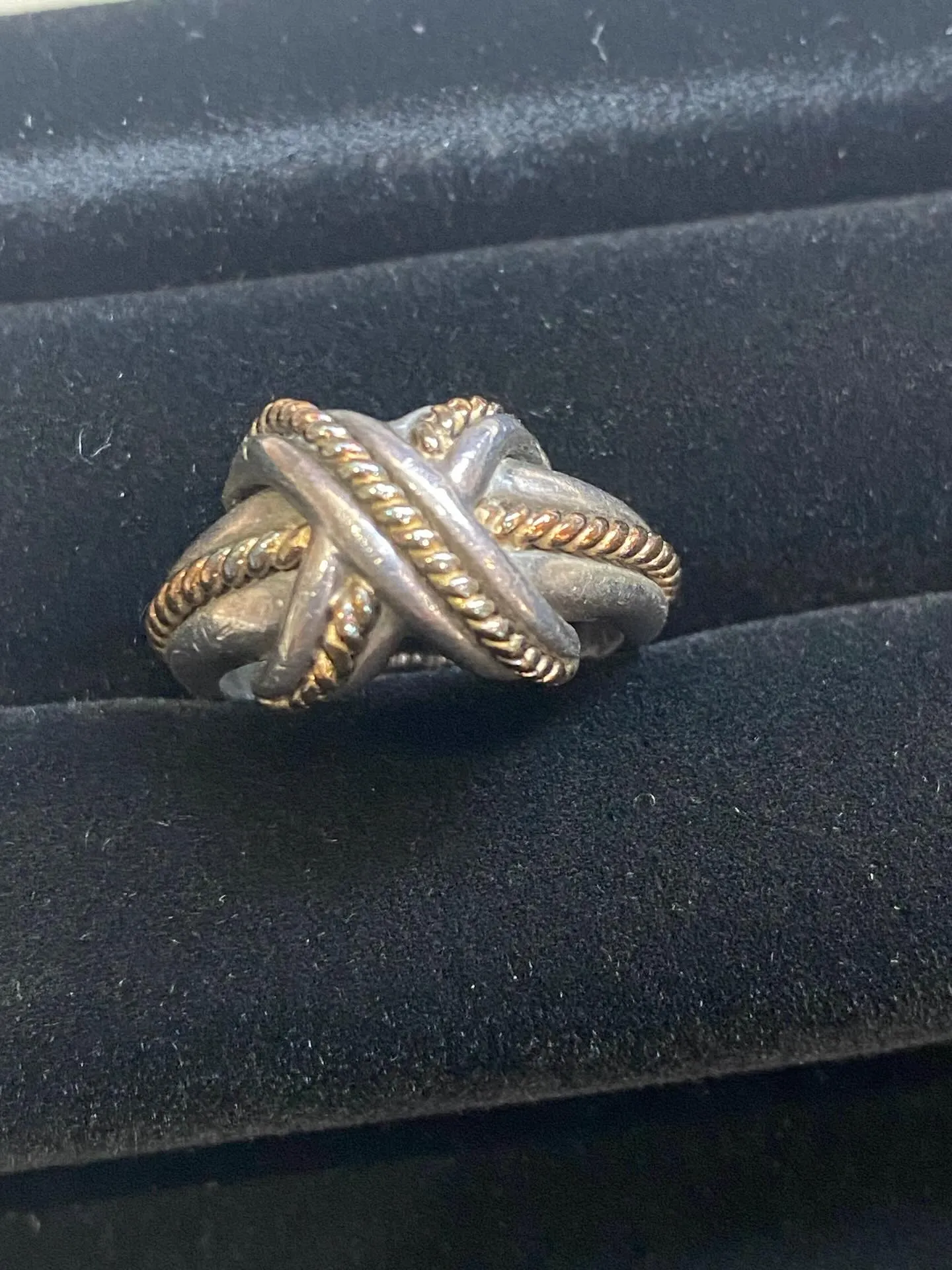 春日井にお住まいのお客様からティファニーのアクセサリーを買取...